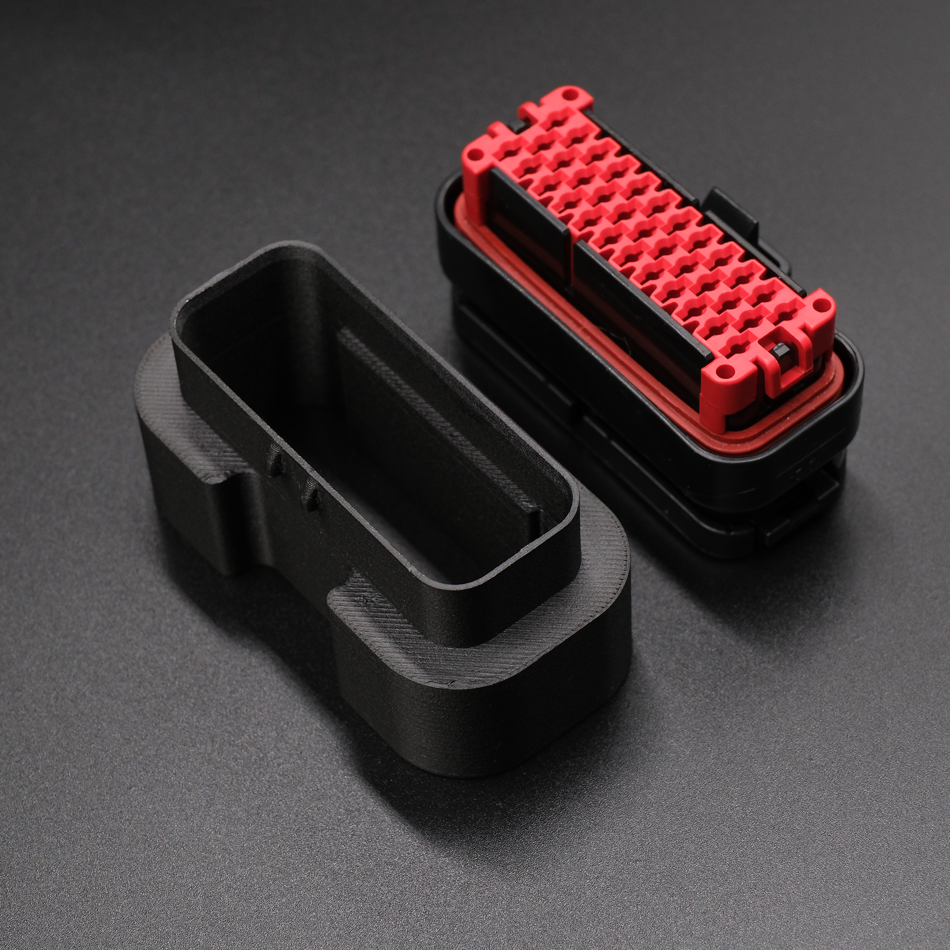 AMPSEAL 35-pin Connector Holder